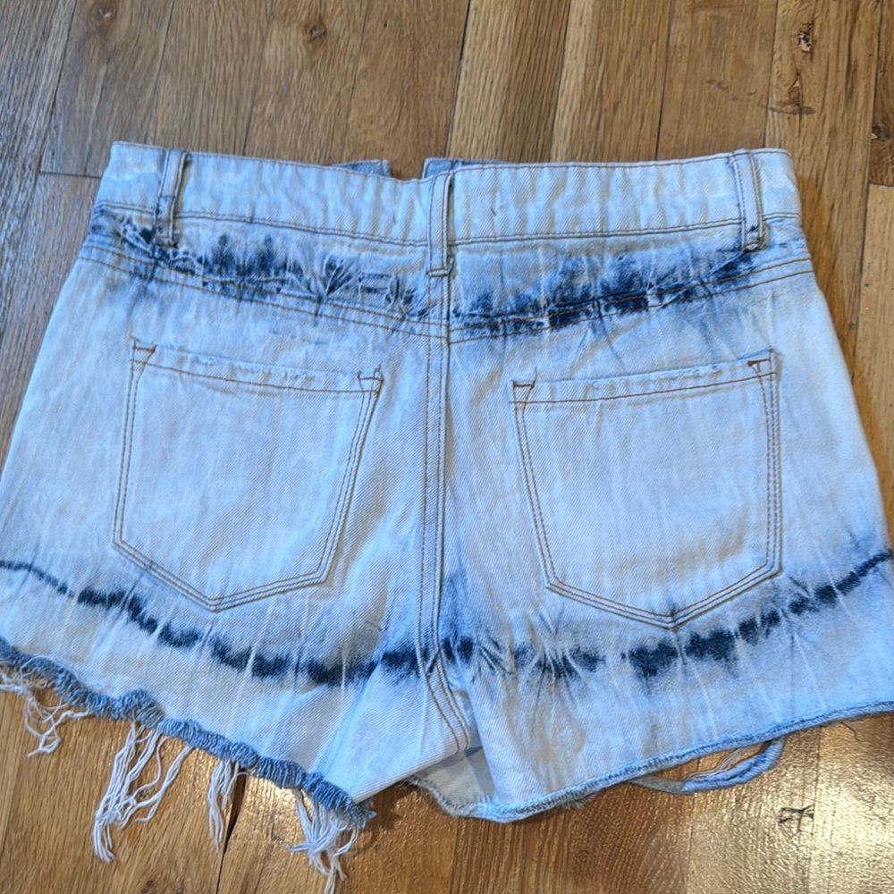 Tractr BLU sz 26 Stylish Blue Denim Women's Shorts - Picture 2 of 8